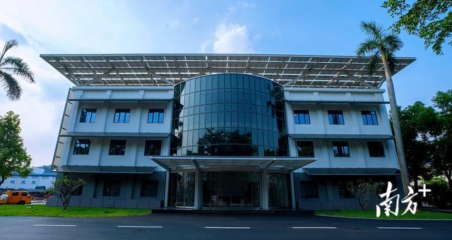 探訪鋼結構模塊化產品智能工廠:打通智造全要素,生產效率提3倍