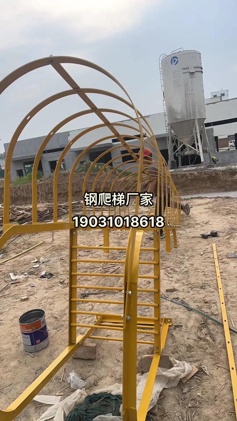 鋼爬梯源頭工廠 爬梯廠家 檢修爬梯鋼結構.護籠爬梯源頭廠家